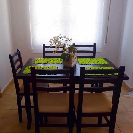 Iraa'S Apartment Саранда Экстерьер фото